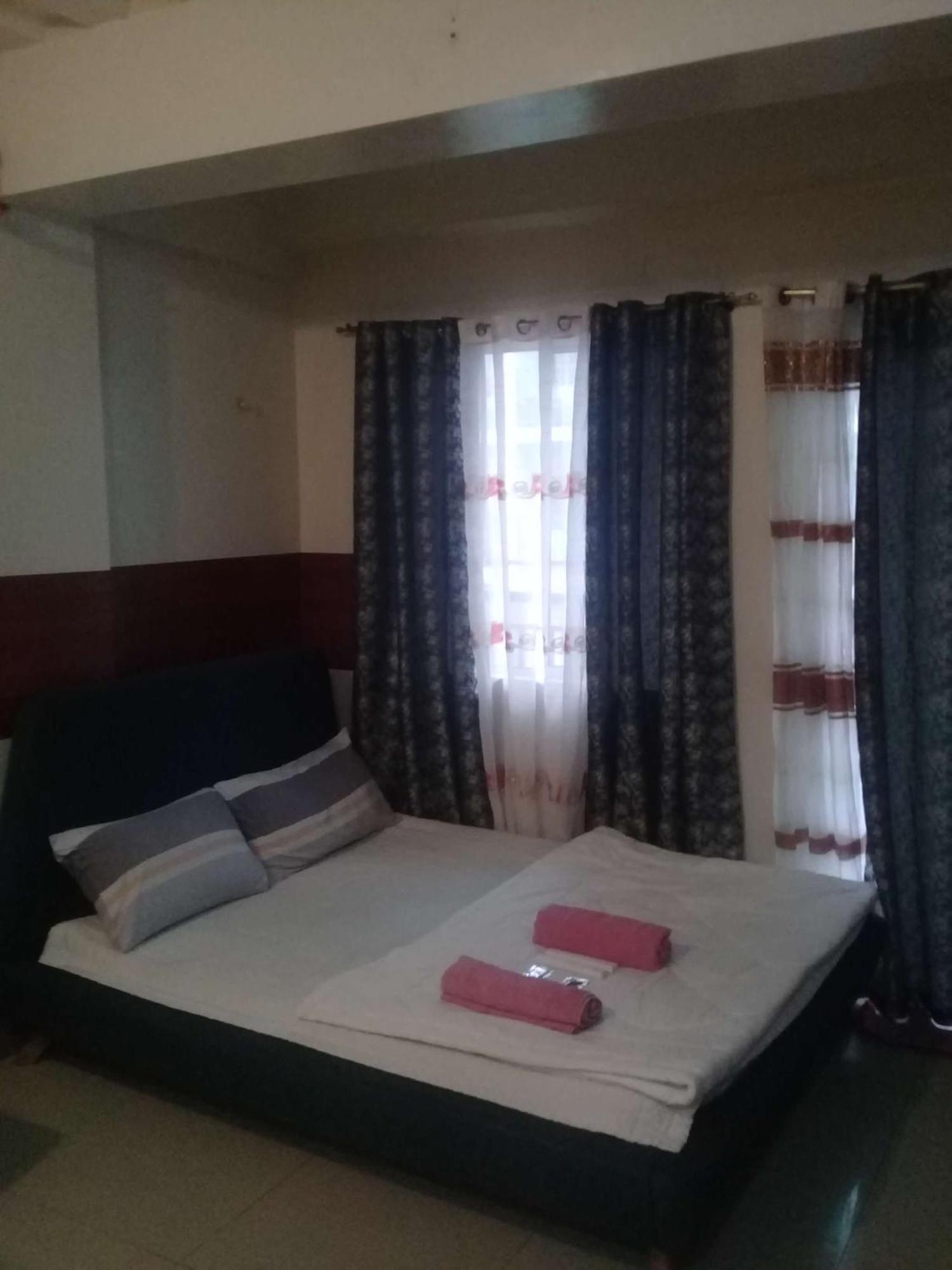 Kassel Residences Staycation Near Naia - Moonwalk Paranaque Paranaque City Exterior foto